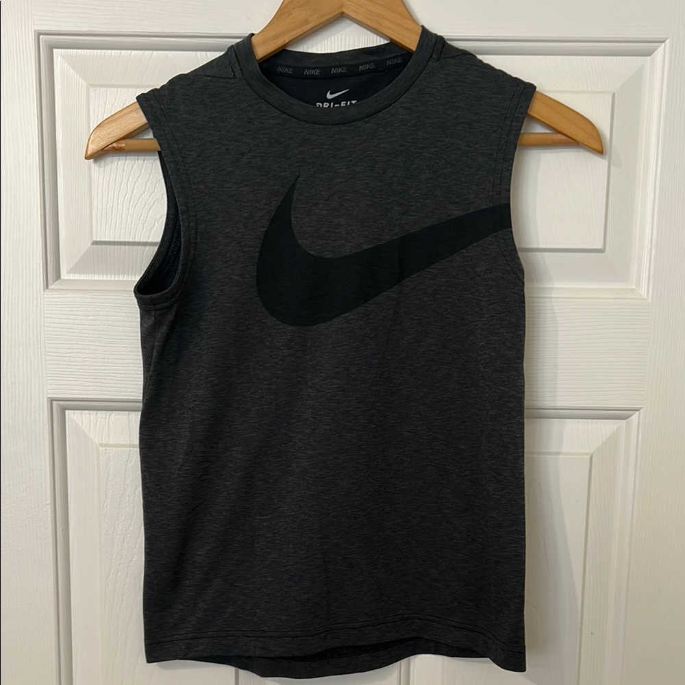 Nike Dark Gray Sleeveless Shirt